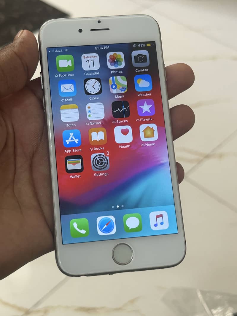 Apple iPhone 6 3