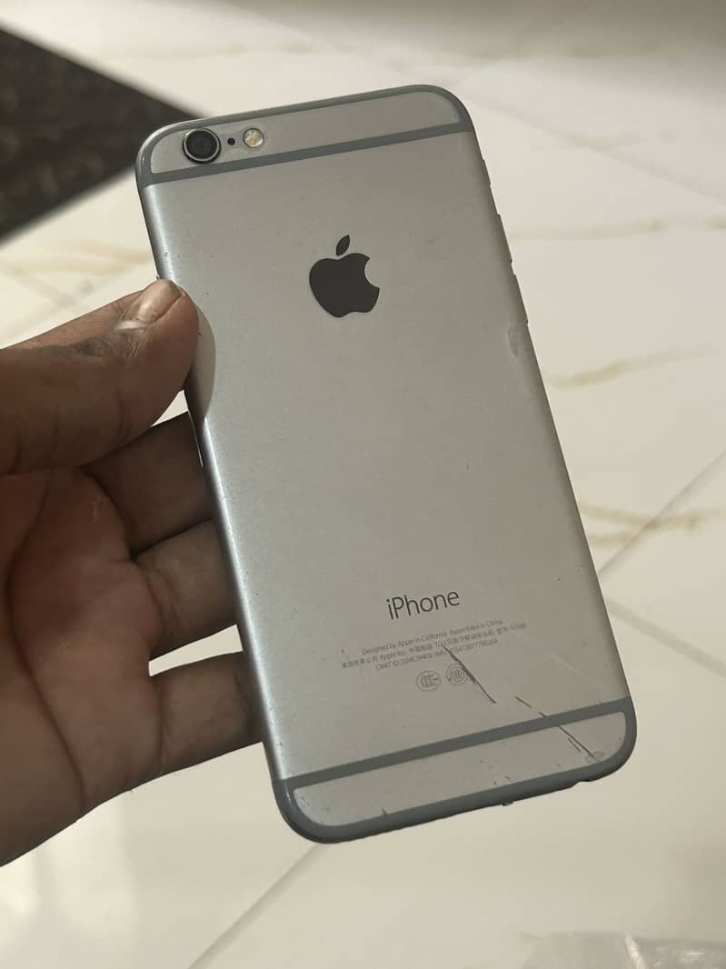 Apple iPhone 6 4