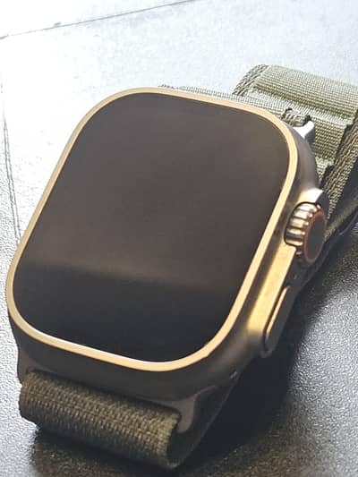Apple Watch Ultra 1st Gen with box exchangeable with Samsung ultra