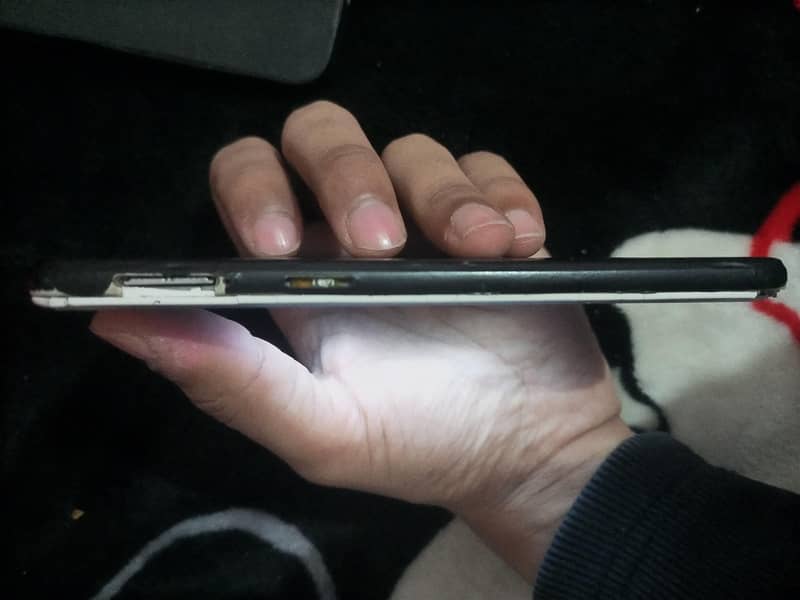 OPPO A57 0
