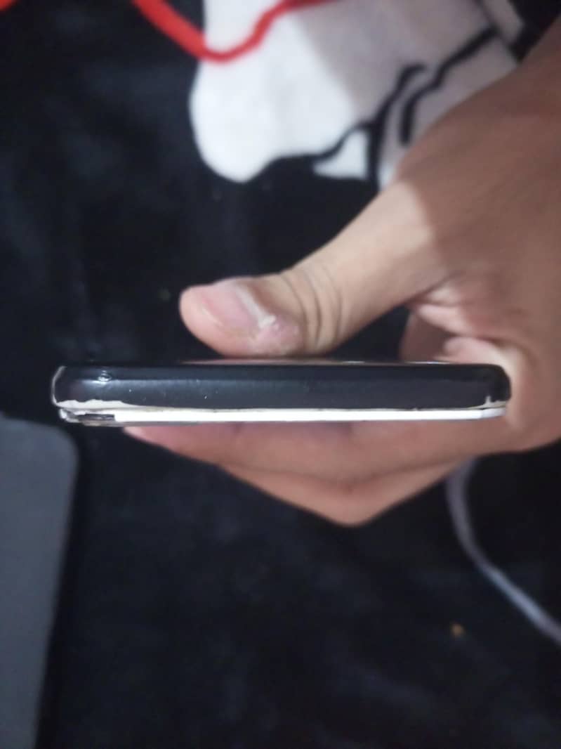 OPPO A57 4