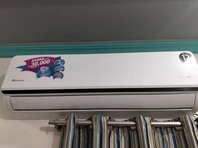 brand new ac lush condition10/10 condition original gas all pack littl