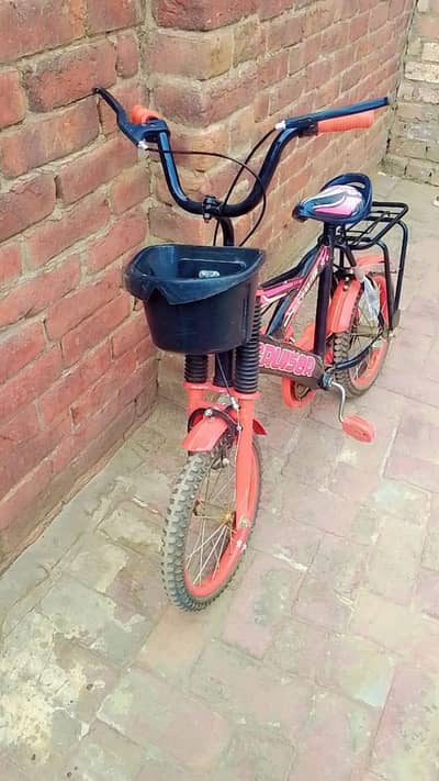 kids cycle for sale bilkul new condition m h.