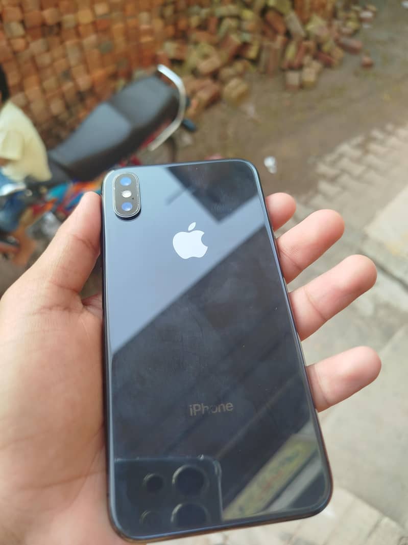Apple iPhone X 3