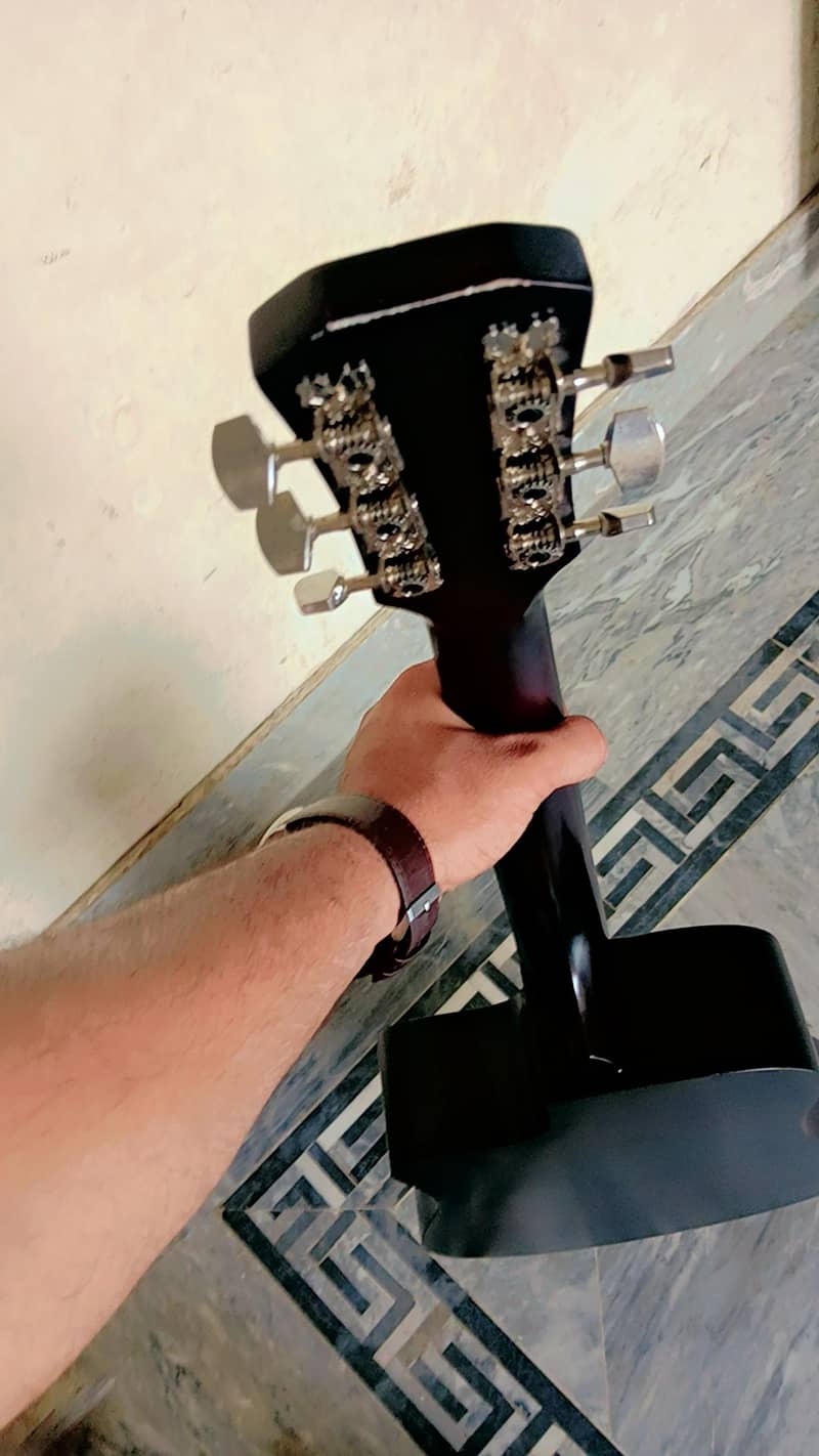 Guitar 3