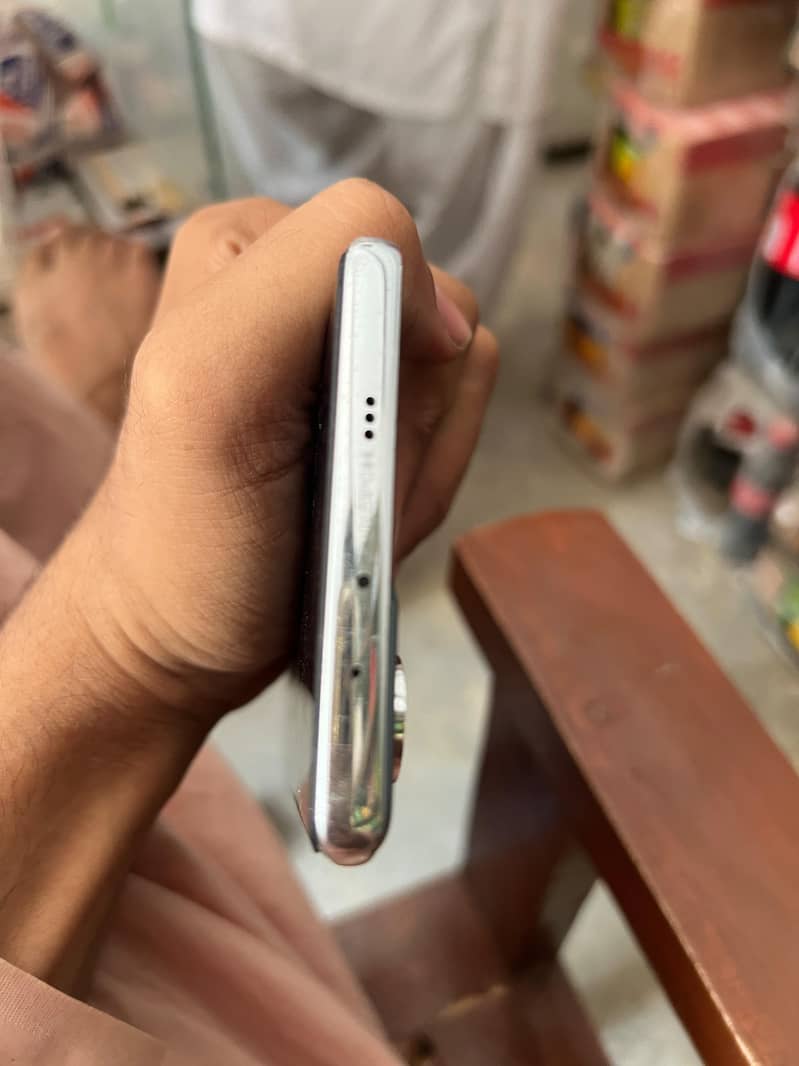Tecno CAMON 40 Pro 3