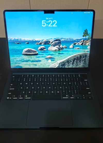 Macbook Air M4 - 16/256 with Complete Box & Warranty