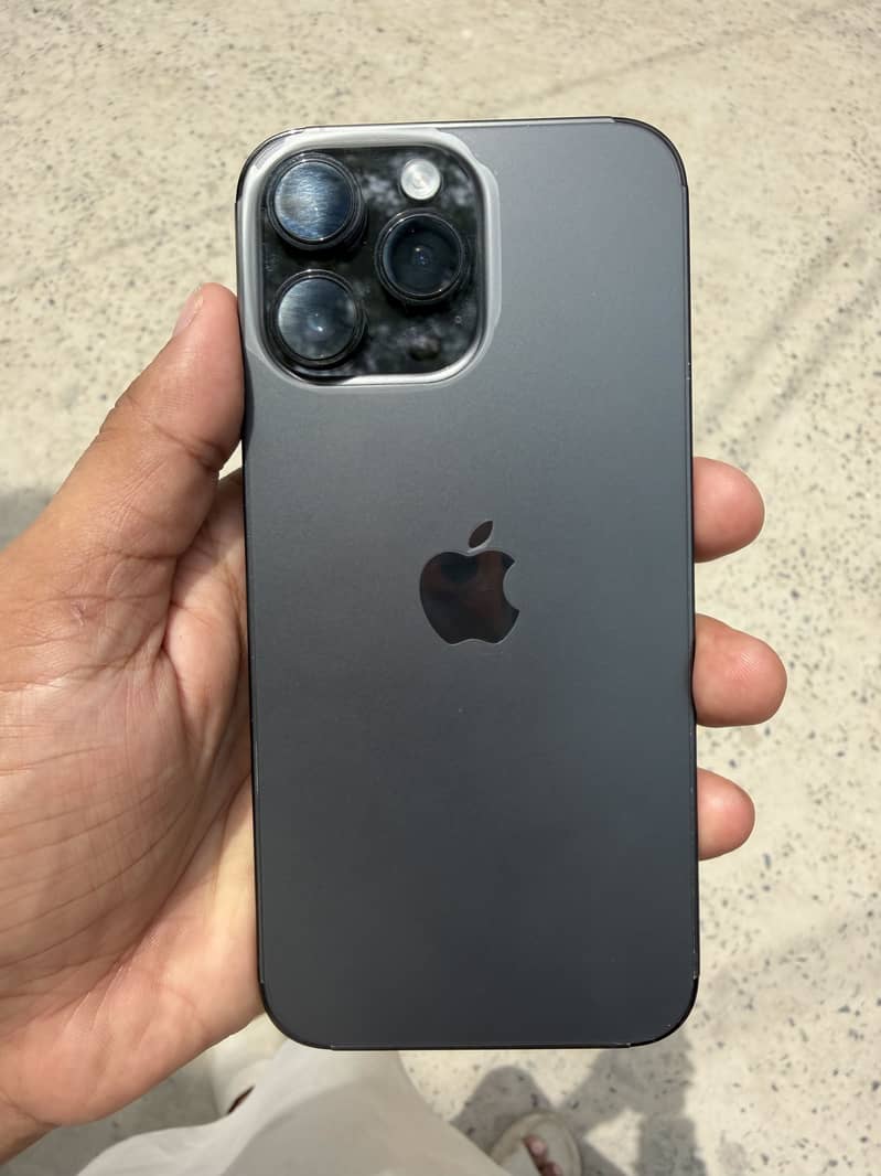 iphone 14 pro max 3