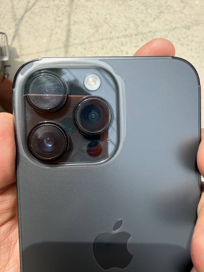 iphone 14 pro max 5