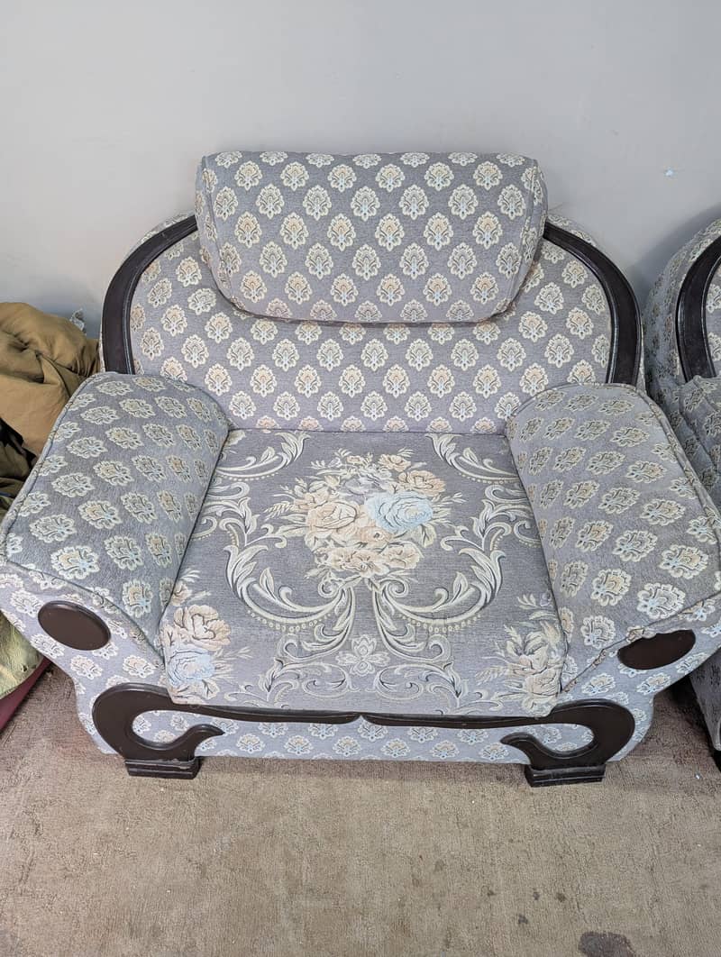 Complete Sofa Set 0