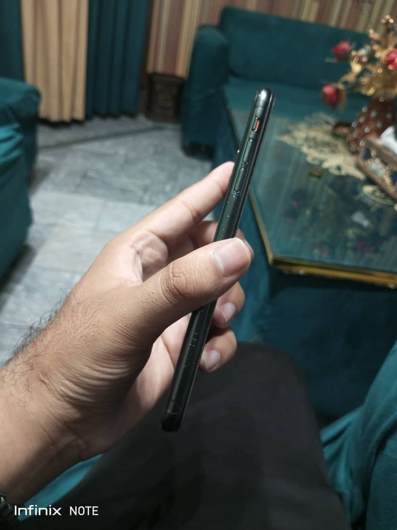 Apple iPhone XS Max 2