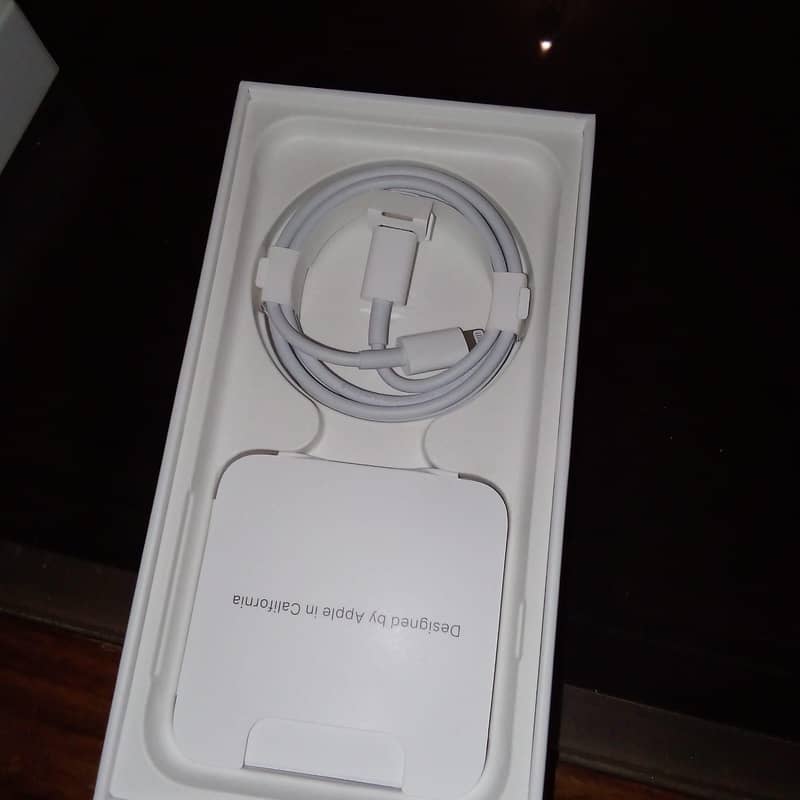 Apple iPhone SE 3