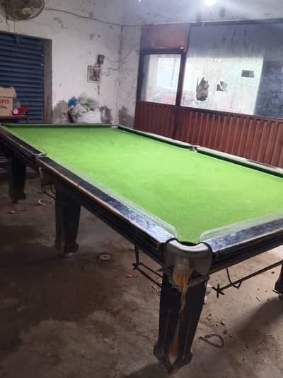 snooker table 5,10