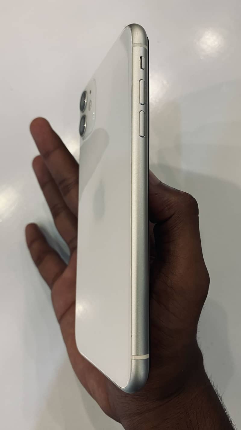 Apple iPhone 11 1