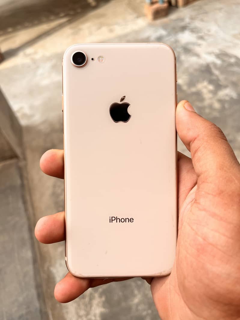 Apple iPhone 8 0