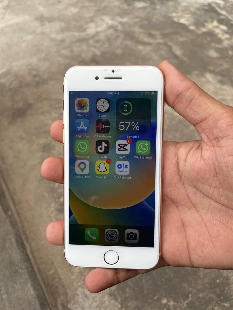 Apple iPhone 8 3