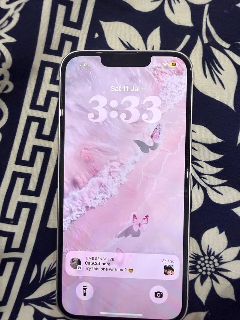 Apple iPhone 13 3