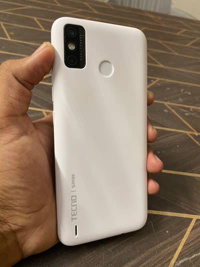 Tecno Spark 6 All to all ok 10/10 pta approved 4/64 sealed