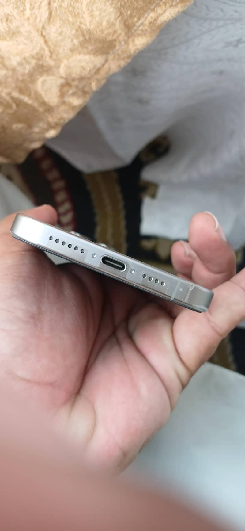 Apple iPhone 15 Pro Max 0