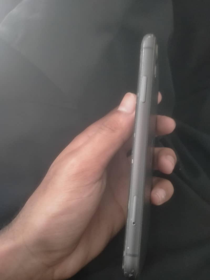 Apple iPhone 11 2