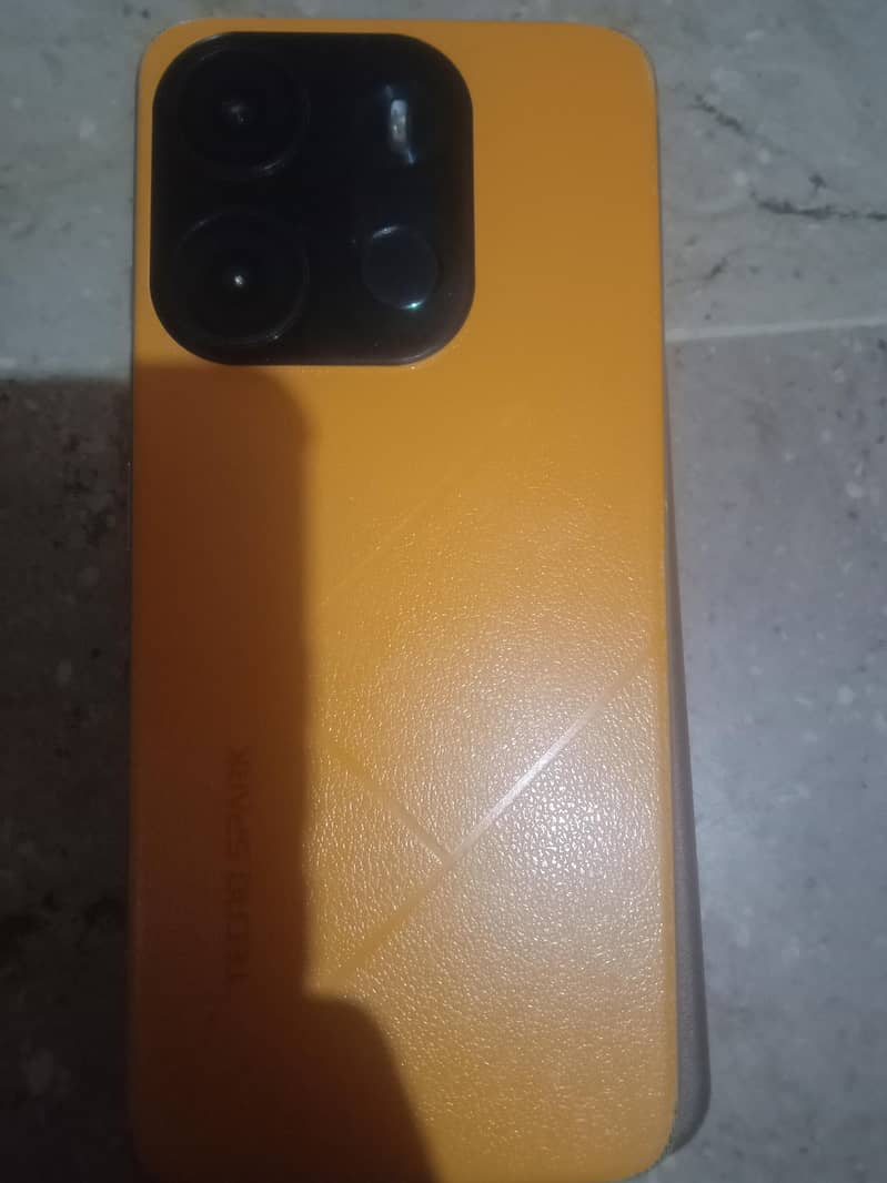 Tecno Spark Go 2