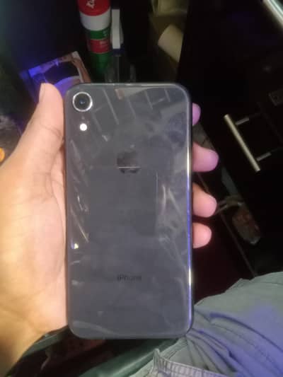 Apple iPhone XR 64gb 97% bettery health