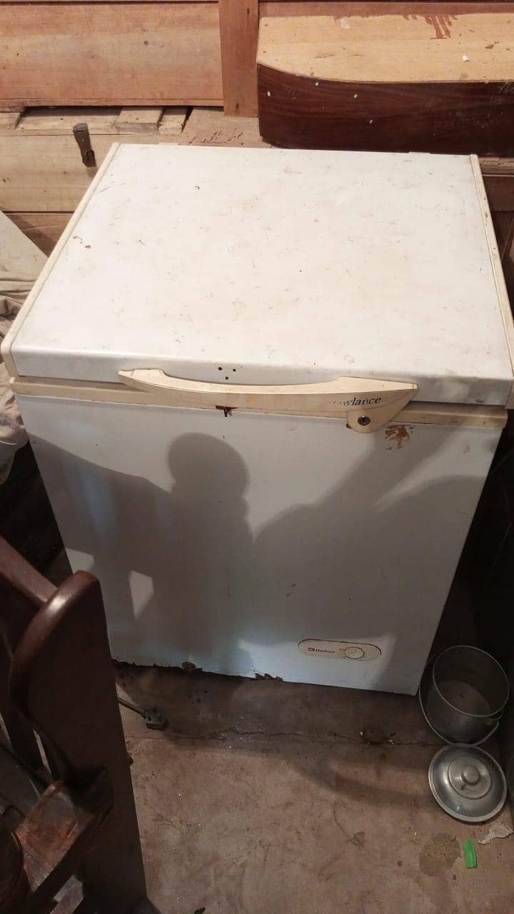 dawlance deep freezer 1