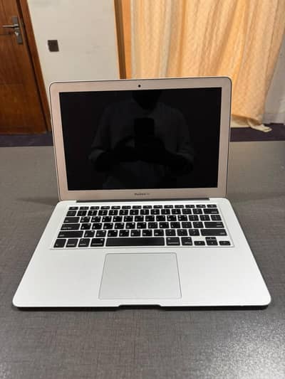 MacBook Air 13-inch 2015 | Core i5 | 4GB RAM | 128GB SSD