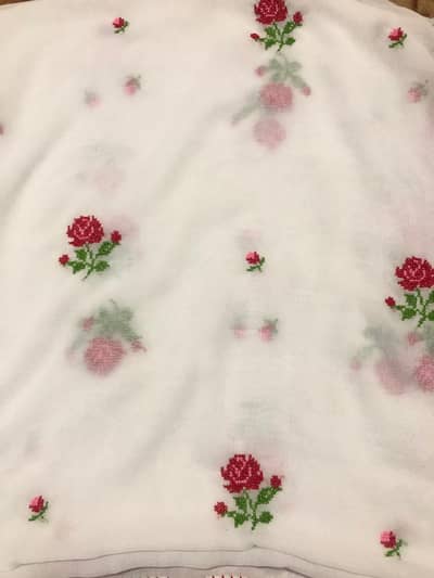 Handmade White Chadar with Red Rose Embroidery