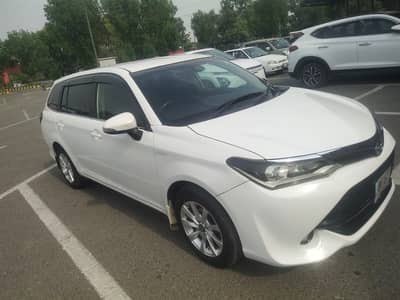 Toyota Corolla Fielder 2015