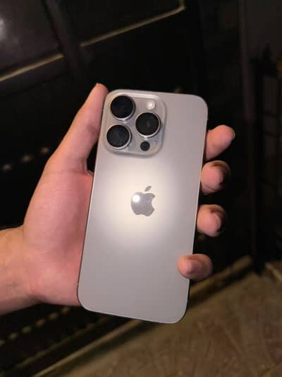 Apple iPhone 15 Pro