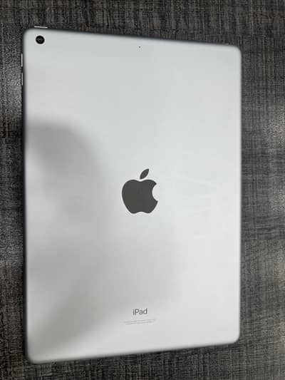 IPAD 9 Gen/256gb/Silver For Sale!!!