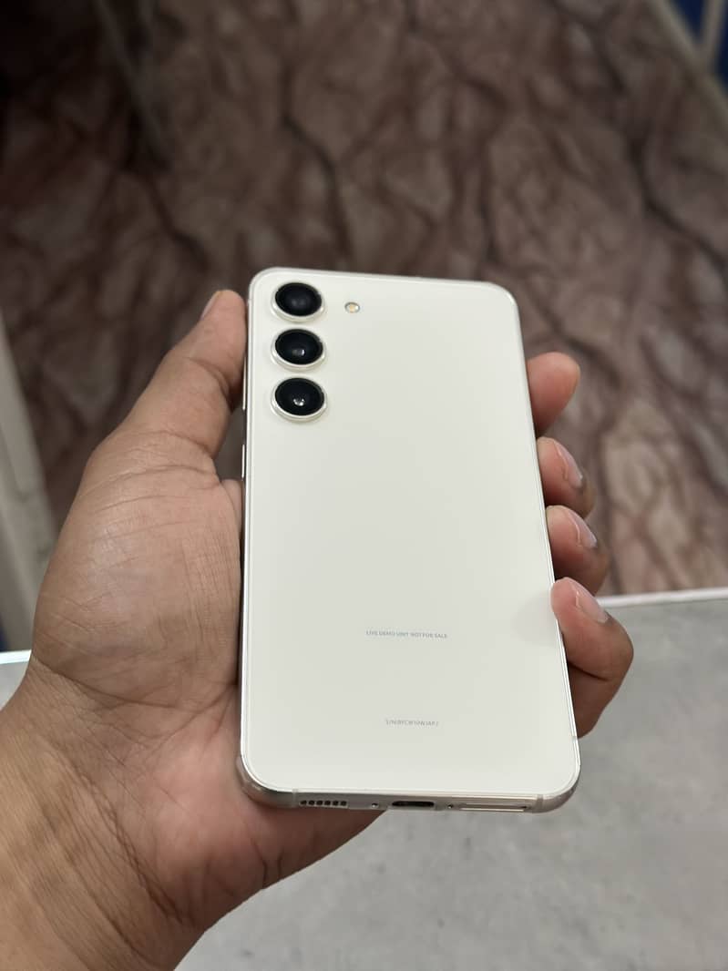 Samsung Mobile S23 0