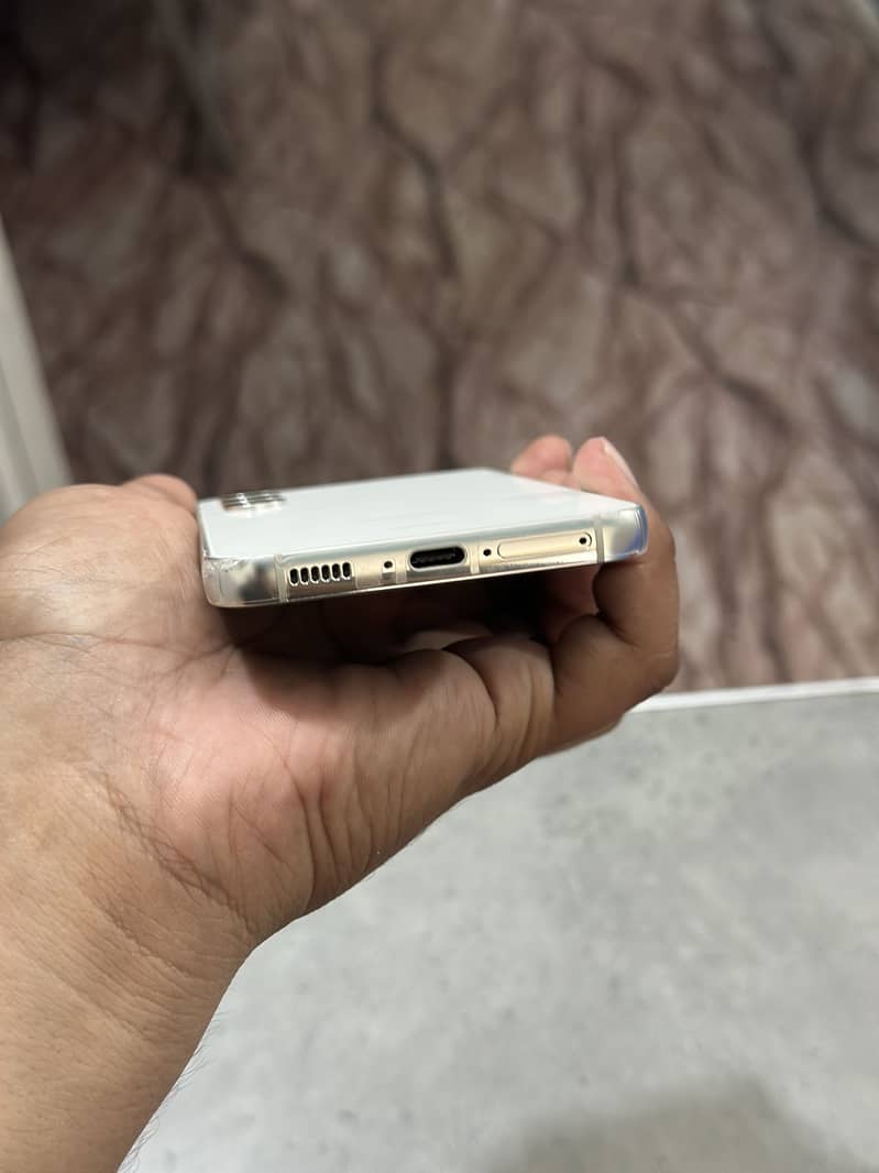 Samsung Mobile S23 4