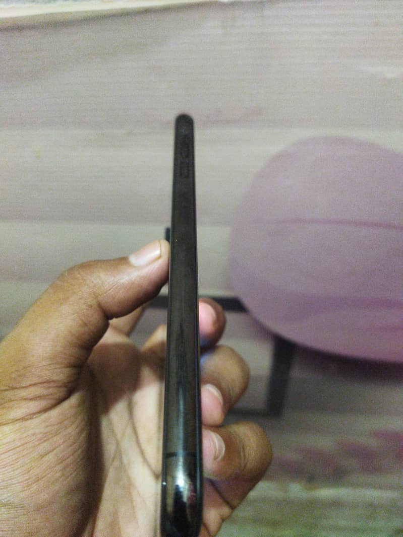Apple iPhone XS Max 2