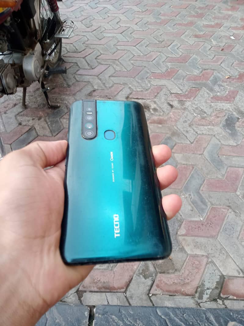 tenco camon 15 pro 0
