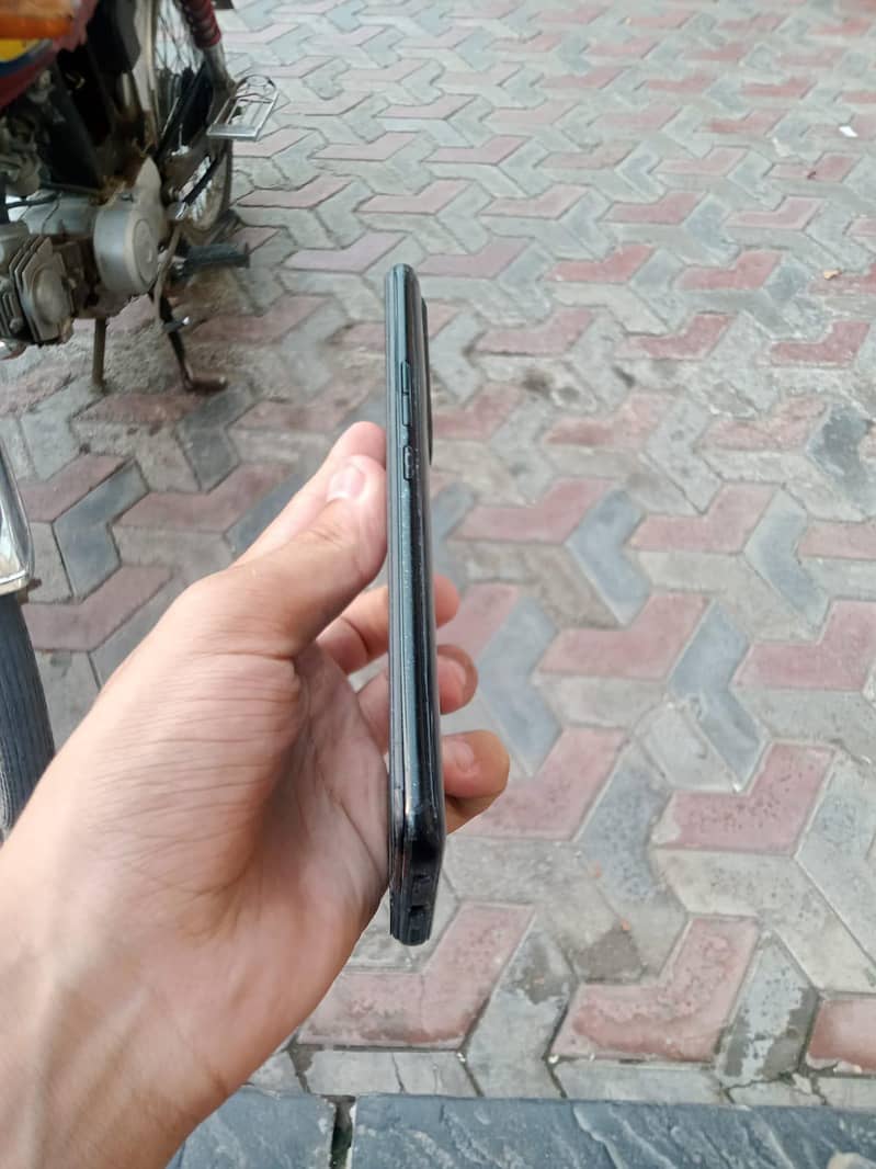 tenco camon 15 pro 4