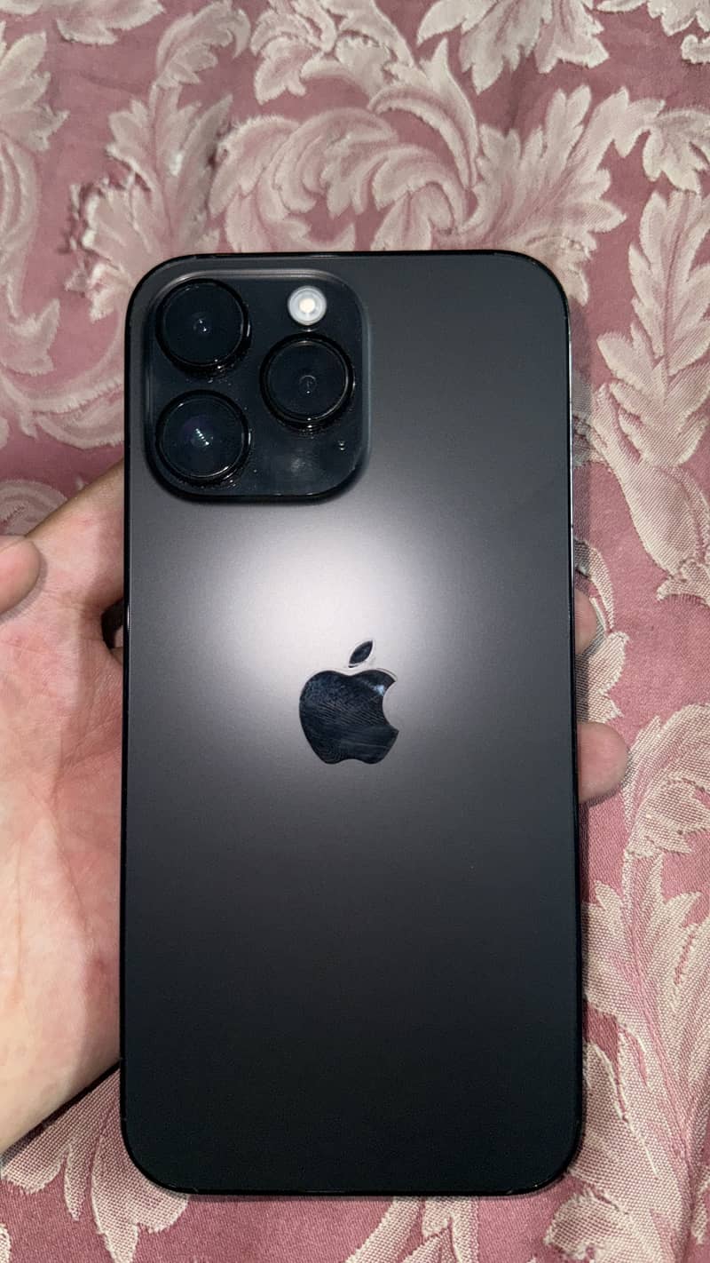 Apple iPhone 14 Pro Max 0