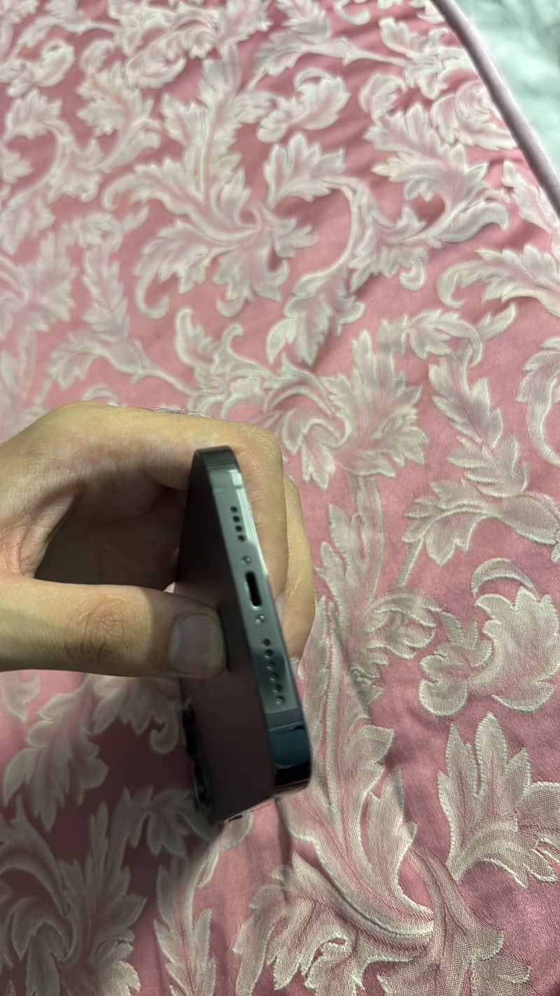 Apple iPhone 14 Pro Max 4