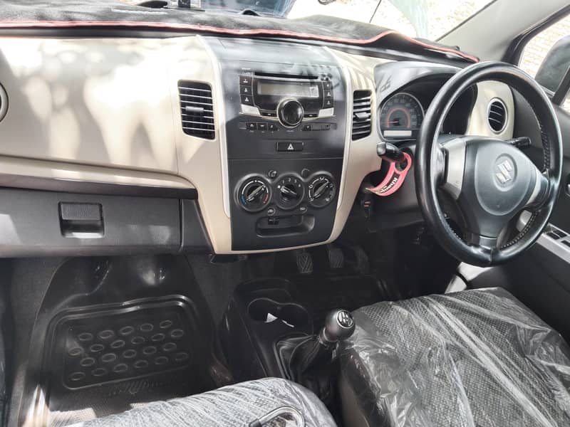 Suzuki Wagon R 2019 4
