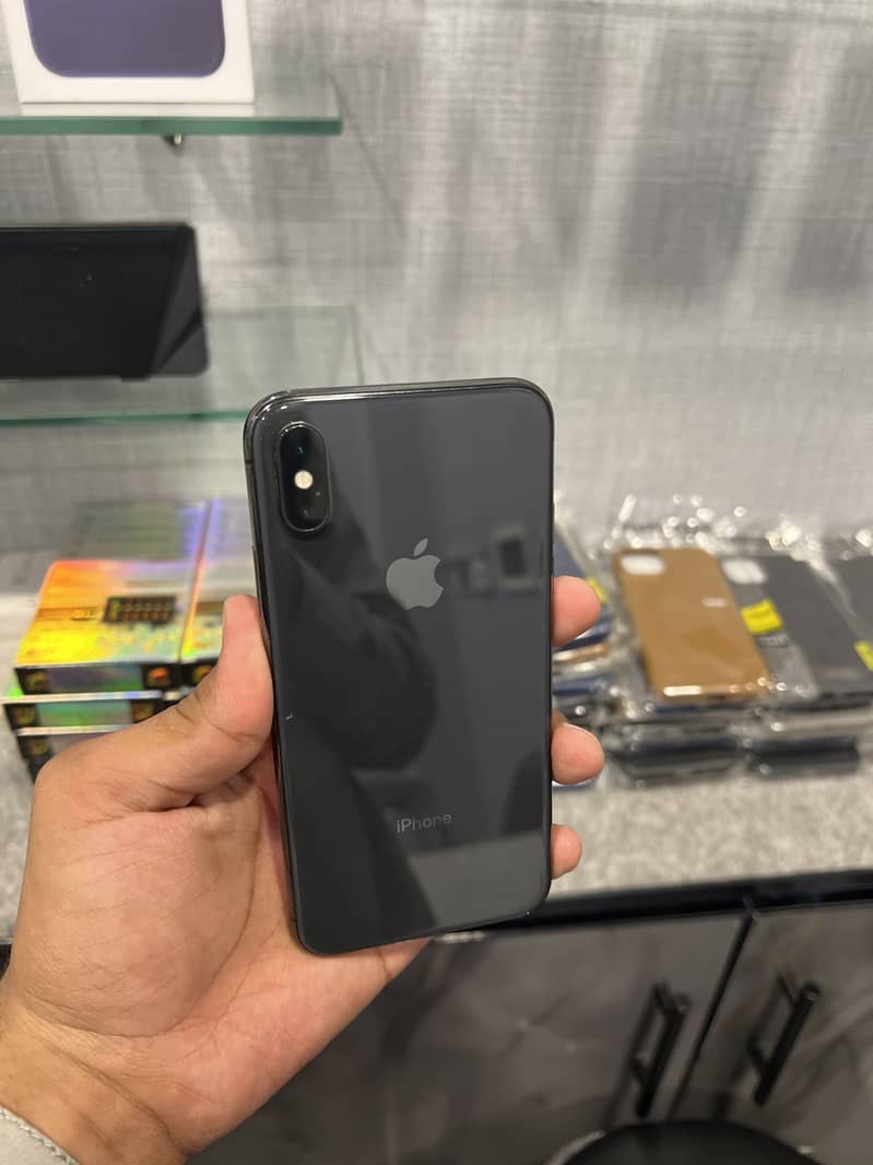 Apple iPhone X 1