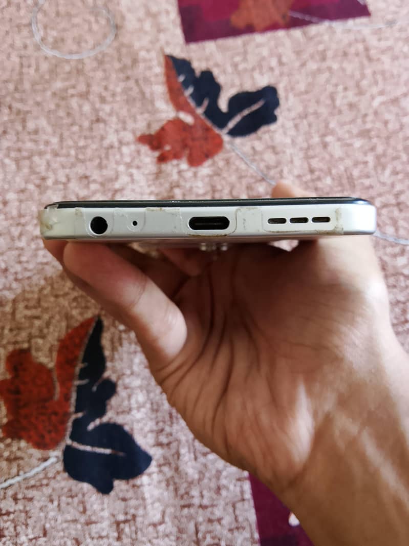 Tecno spark 40 3