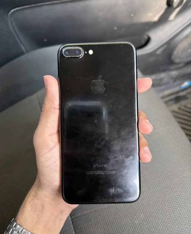 Apple iPhone 7 Plus 1