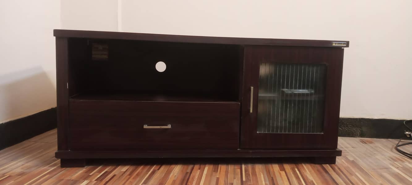 tv unit 1