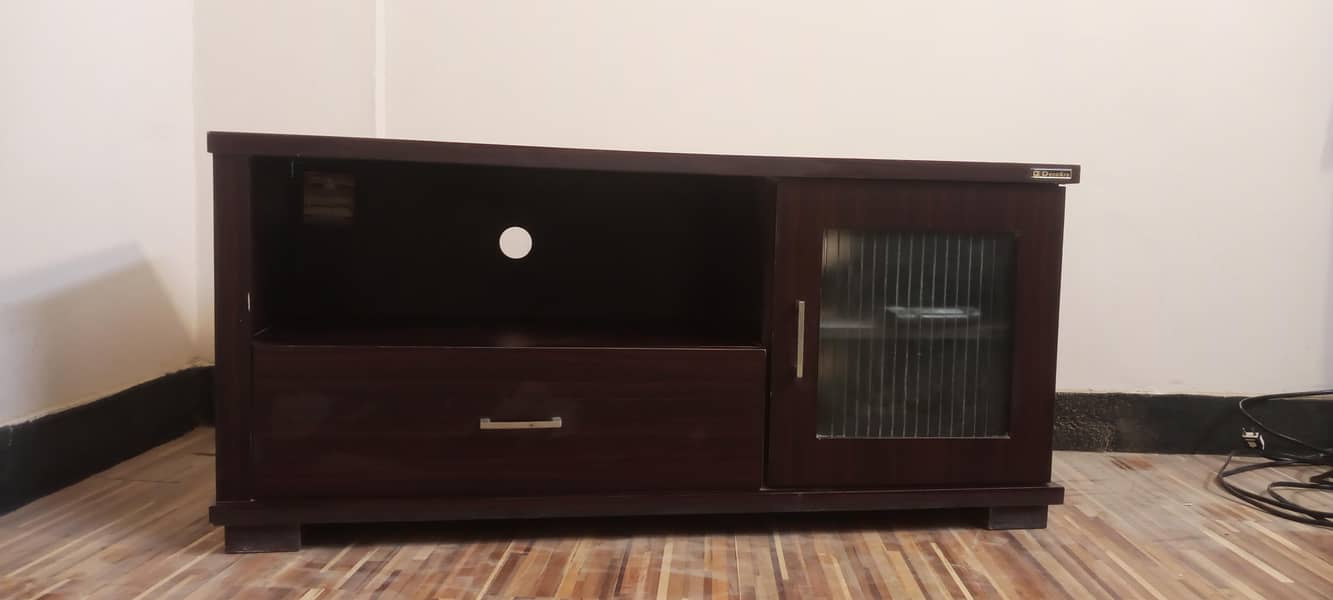 tv unit 2