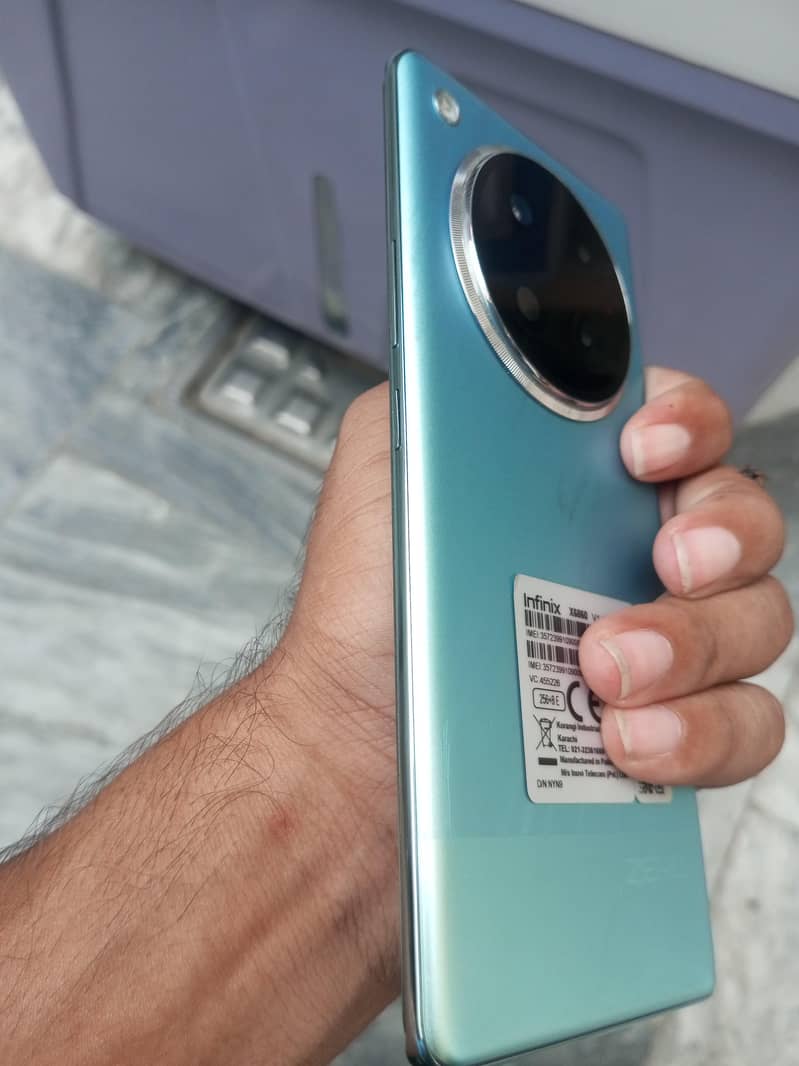 Infinix Zero 40 3