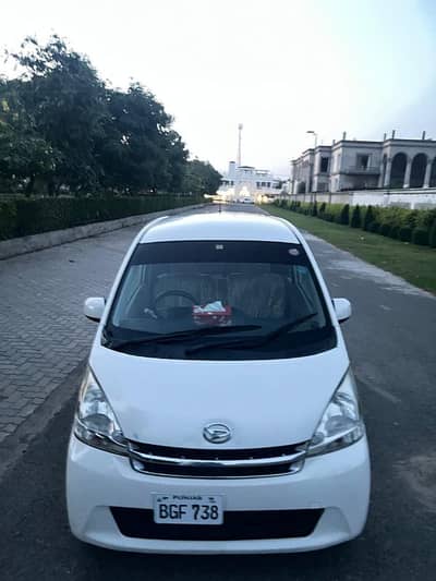 "Daihatsu Move Japanese 2012 model, Lahore registered