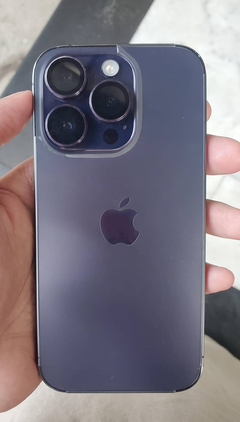 Apple iPhone 14 Pro 0