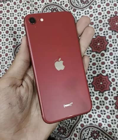 Apple iPhone SE