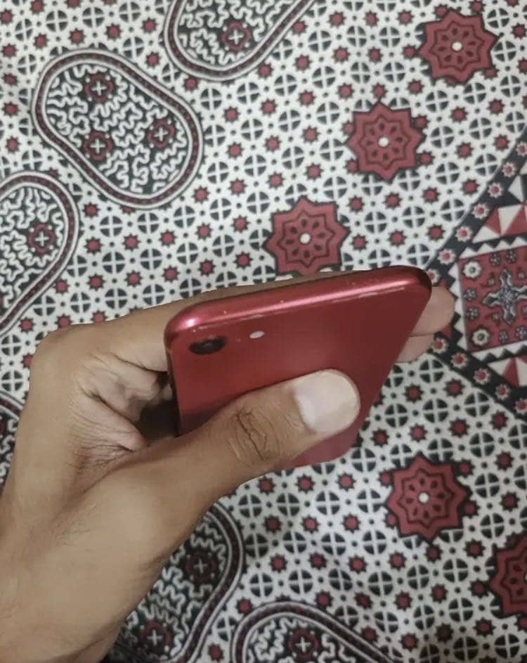 Apple iPhone SE 4